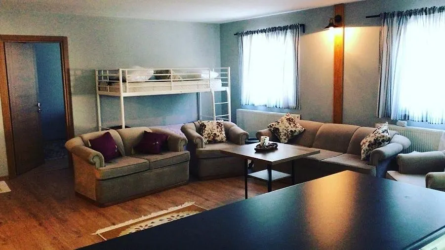 Appartement Rahat Bahceli Polonezkoeyde Butik Evimiz Istambul